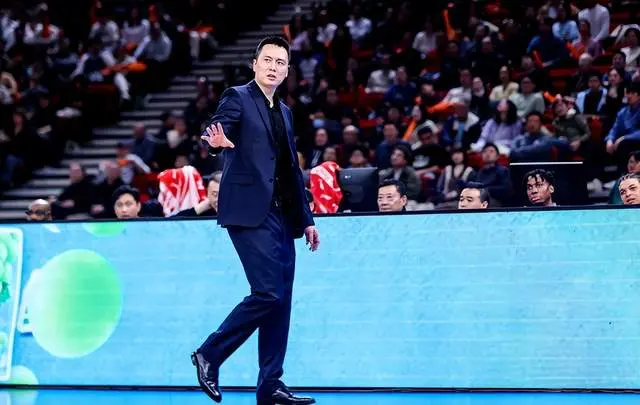 手机百家家乐app安装2026最新版 上海输球全怪裁判? 卢伟赛后给出谜底，就说了4个字，太贤明了